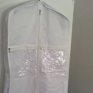XL Wedd8White Garment Bag with Clear Pockets